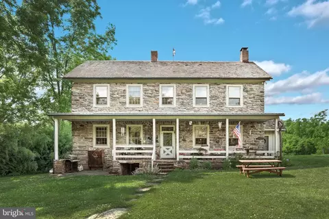 2224 Valley Rd, Glen Rock, PA 17327