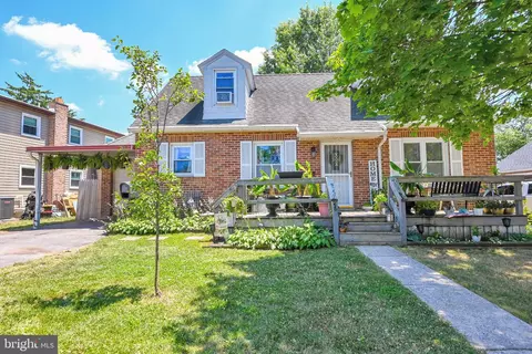 56 Mayfield St, Dover, PA 17315