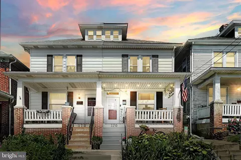 176 S Franklin St, Red Lion, PA 17356