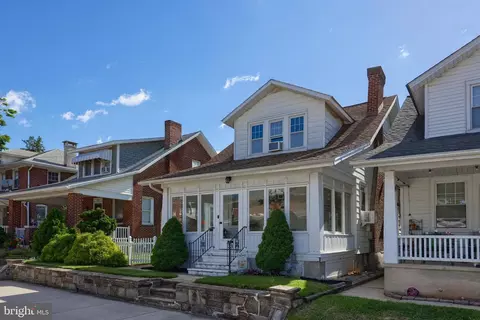 33 N Clinton St, York, PA 17404