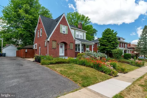 120 N Rockburn St, York, PA 17402