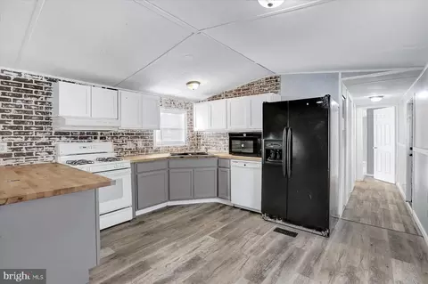 346 Westwood Dr, York, PA 17404