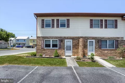 51 W Cabin Hollow Rd #1, Dillsburg, PA 17019