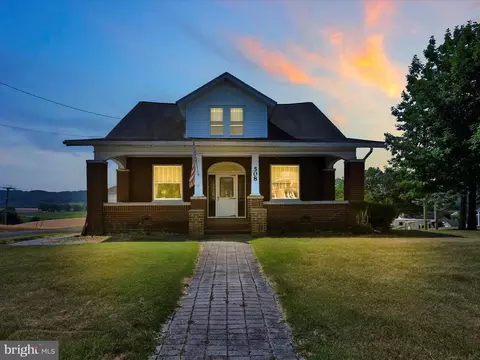 508 E Market, Hellam, PA 17406