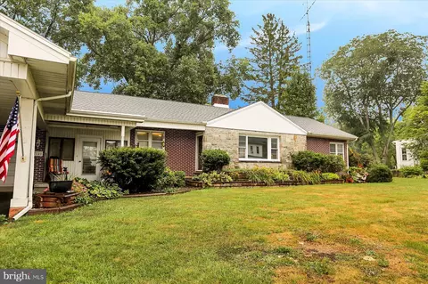 7540 Carlisle Rd, Dillsburg, PA 17019