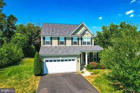 524 Misty Hill Dr, Delta, PA 17314
