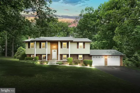 6451 Orefield Rd, Spring Grove, PA 17362