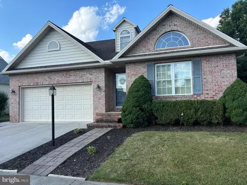 378 Wilson Ave, Hanover, PA 17331