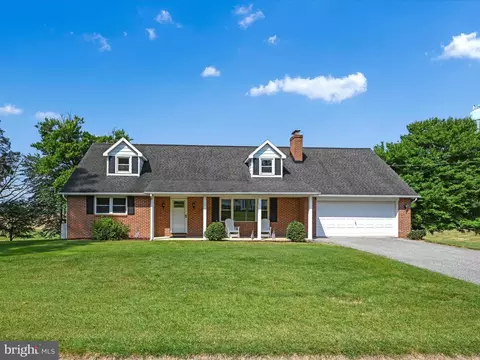 103 Brandon Dr, Dallastown, PA 17313