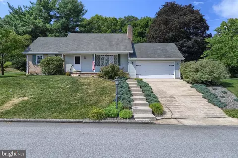 114 Bunker Hill Rd, New Cumberland, PA 17070