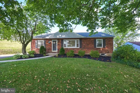 1274 Hill St, York, PA 17403
