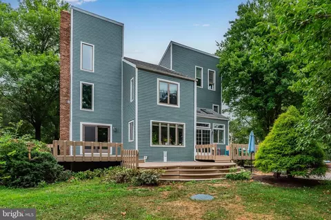 1350 Stillhouse Ln, Etters, PA 17319