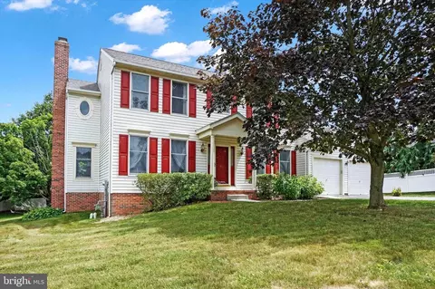 9 Morgan Dr, Shrewsbury, PA 17361
