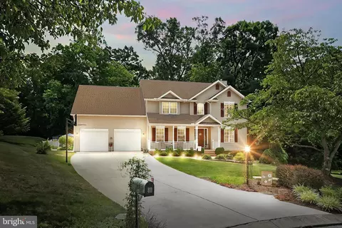 40 Diana Ct, Hanover, PA 17331