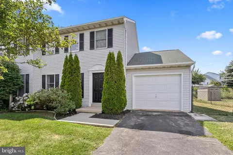 189 Jonathan Way N, Red Lion, PA 17356