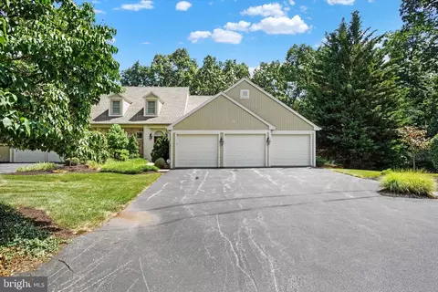 2079 Rosewood Ln #D-2079, York, PA 17403