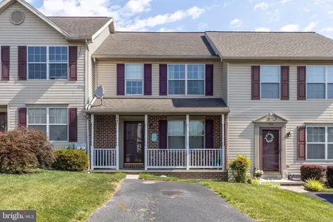 122 Zachary Dr, Hanover, PA 17331