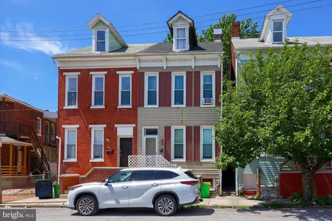 373 W North St, York, PA 17401
