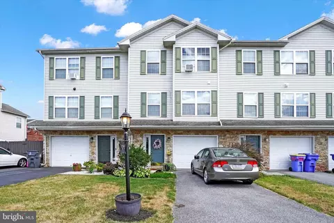 520 Fisher Dr, York, PA 17404