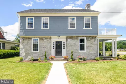 2 S 3rd St, Dillsburg, PA 17019
