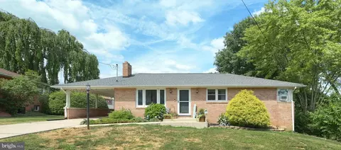 2960 Spencer Ct, York, PA 17408