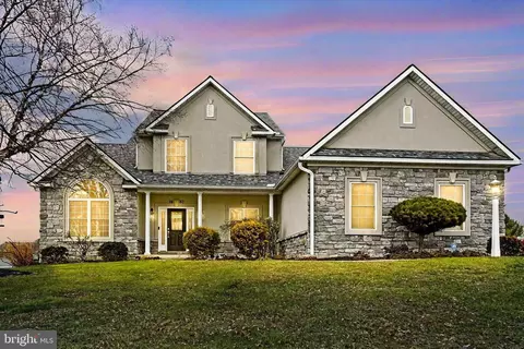 1487 Farm Cross Way, York, PA 17408