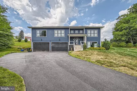 85 Westview Dr, Shrewsbury, PA 17361