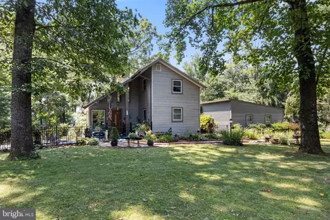 2900 Sky Top Trl, Dover, PA 17315