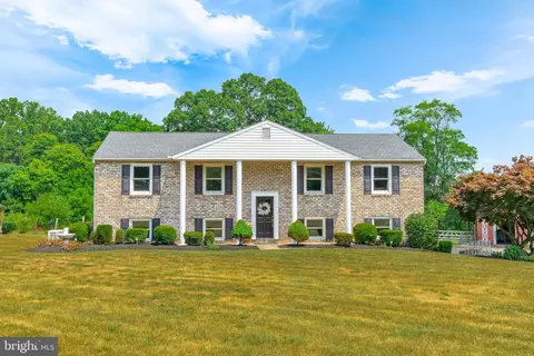 275 E Butter Rd, York, PA 17404