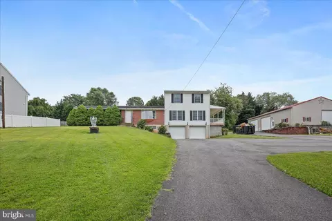 74 Magnolia Trl, Delta, PA 17314