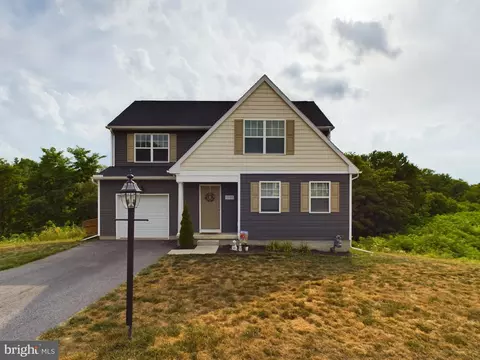 1137 Alder Ct, York, PA 17408