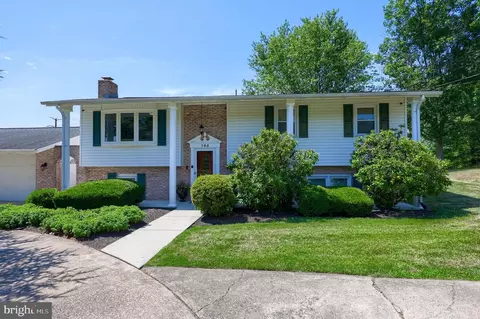 795 Old Quaker Rd, Lewisberry, PA 17339