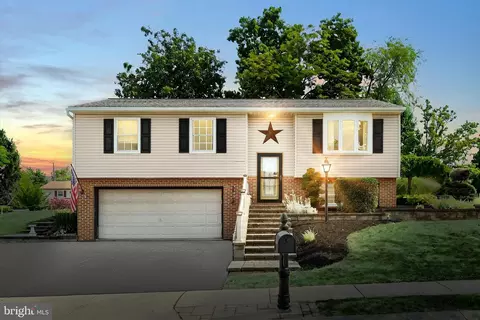 2698 Butternut Ln, York, PA 17408