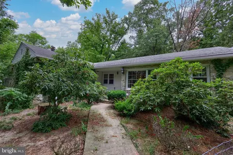 1861 Ridgewood Rd, York, PA 17406