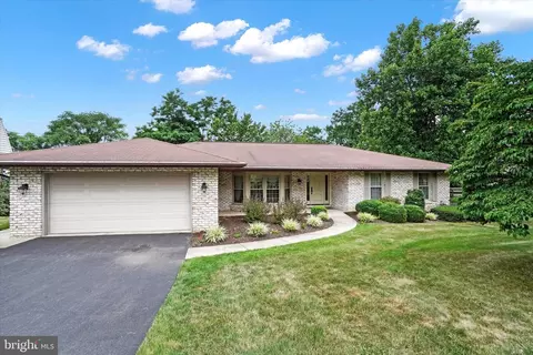 3505 Pebble Ridge Dr, York, PA 17402
