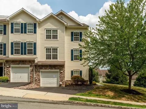 460 Marion Rd #460, York, PA 17406