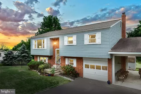 370 Franklin Church Rd, Dillsburg, PA 17019
