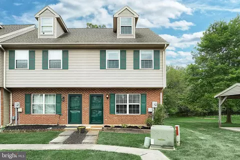 126 Orchard Ln #26, Hanover, PA 17331