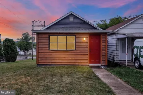 1705 W Poplar Ter, York, PA 17404