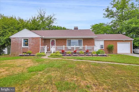 3019 Admire Rd, Dover, PA 17315