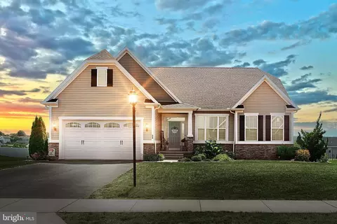 24 Alabaster Run, Hanover, PA 17331