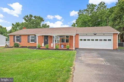 1841 Powder Mill Rd, York, PA 17402