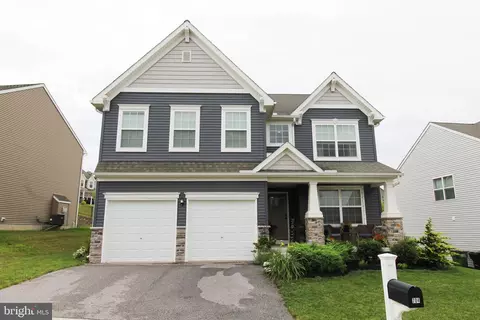 704 Seaton Dr, York, PA 17402