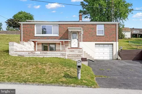 213 W Locust Ln, York, PA 17406
