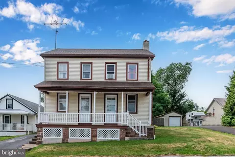 5240 Davidsburg Rd, Dover, PA 17315