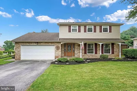 515 Ardmore Ln, York, PA 17402