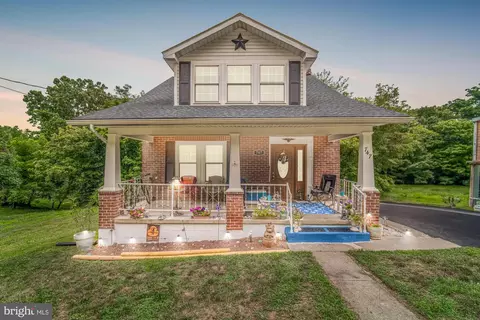 747 S Front St, Wrightsville, PA 17368