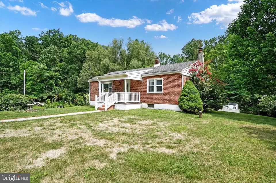 Exterior - 880 Cherry Orchard Rd, Dover, PA 17315 photo 8 of 8