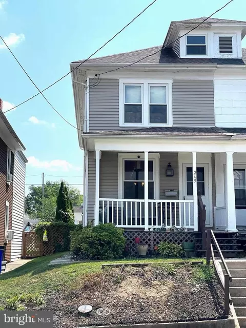 249 S Walnut St, Dallastown, PA 17313