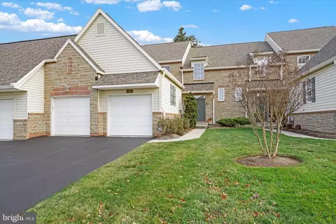 1183 Turnberry Ln, York, PA 17403